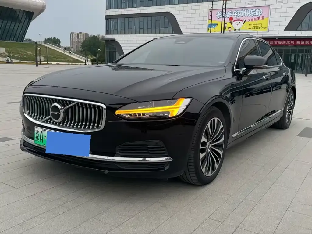 Volvo S90 PHEV 2022 из CN, фото 5