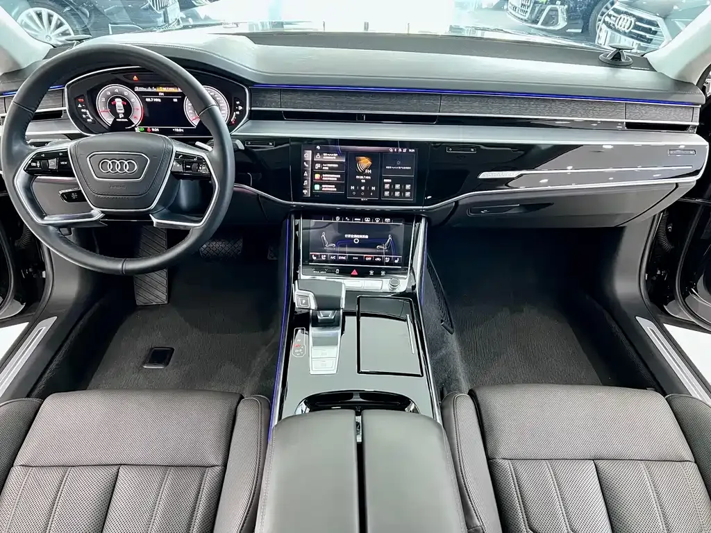 Audi A8 — фото 8