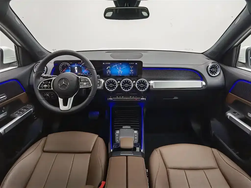 Mercedes-Benz GLB — фото 5