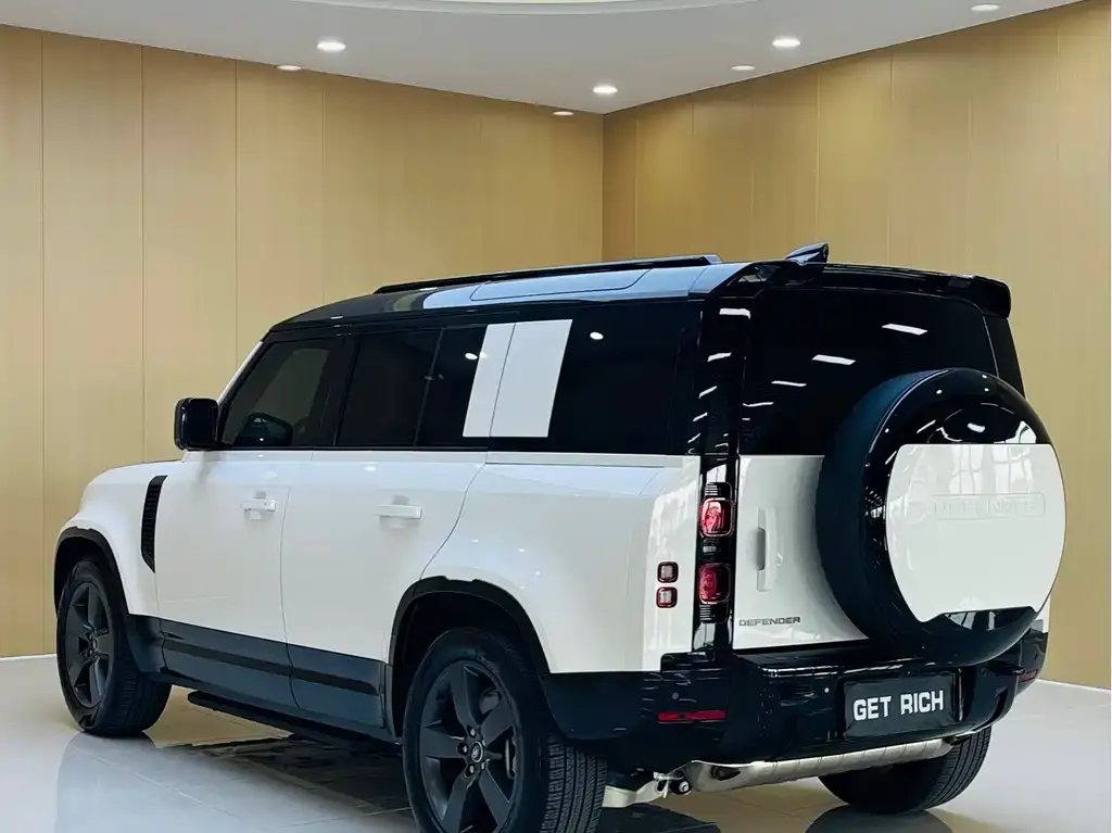 Land Rover Defender — фото 3