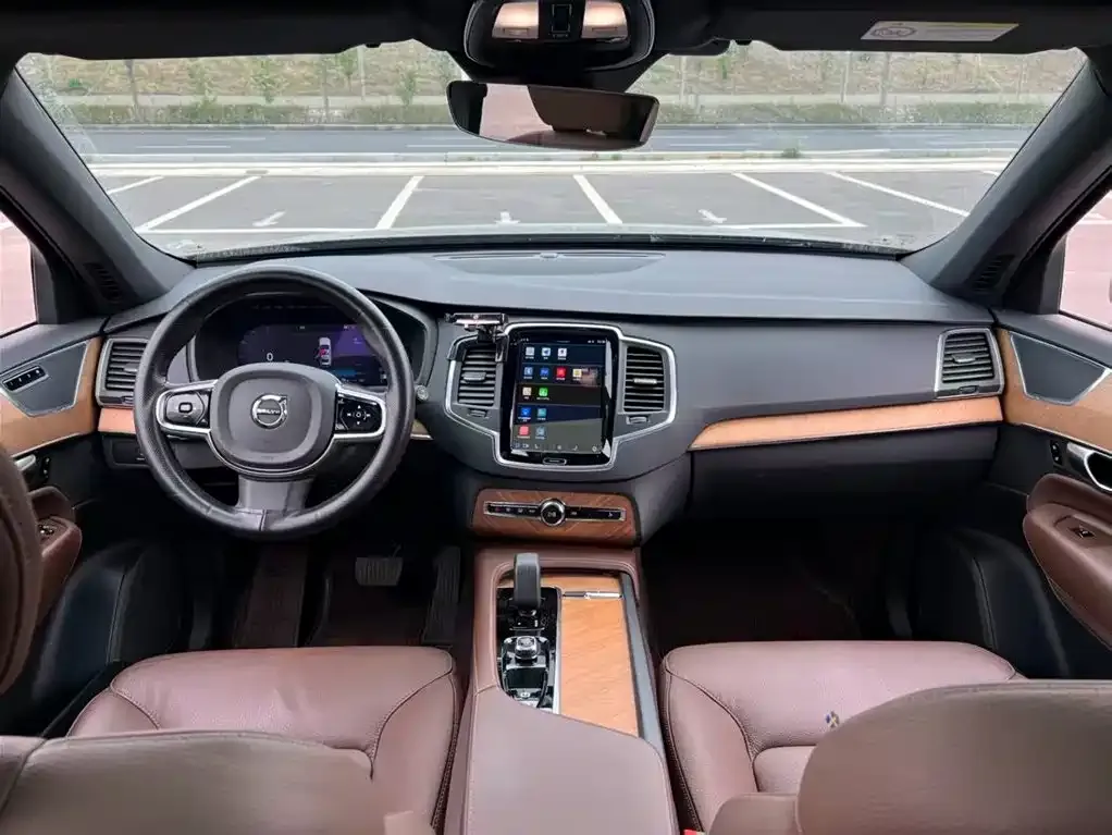 Volvo XC90 — фото 4