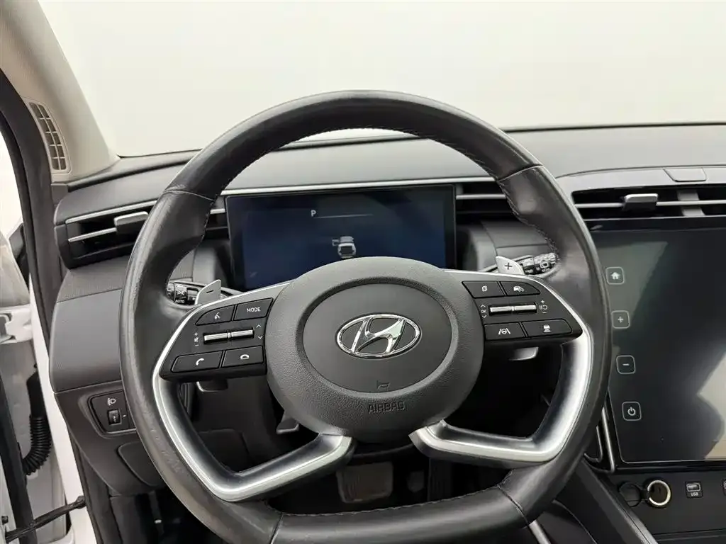 Hyundai Tucson — фото 7