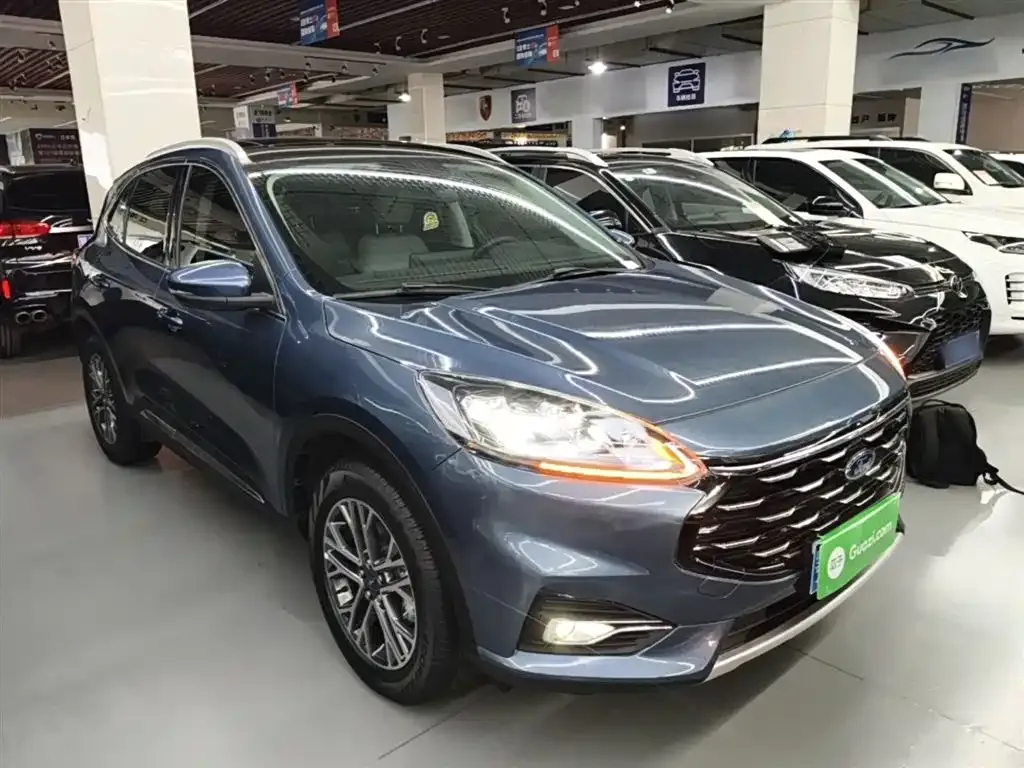 Ford Escape 2023 из CN, фото 10