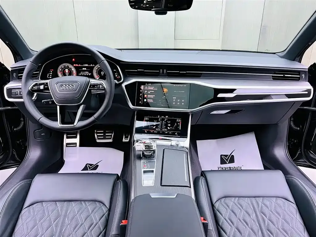 Audi A6L — фото 5