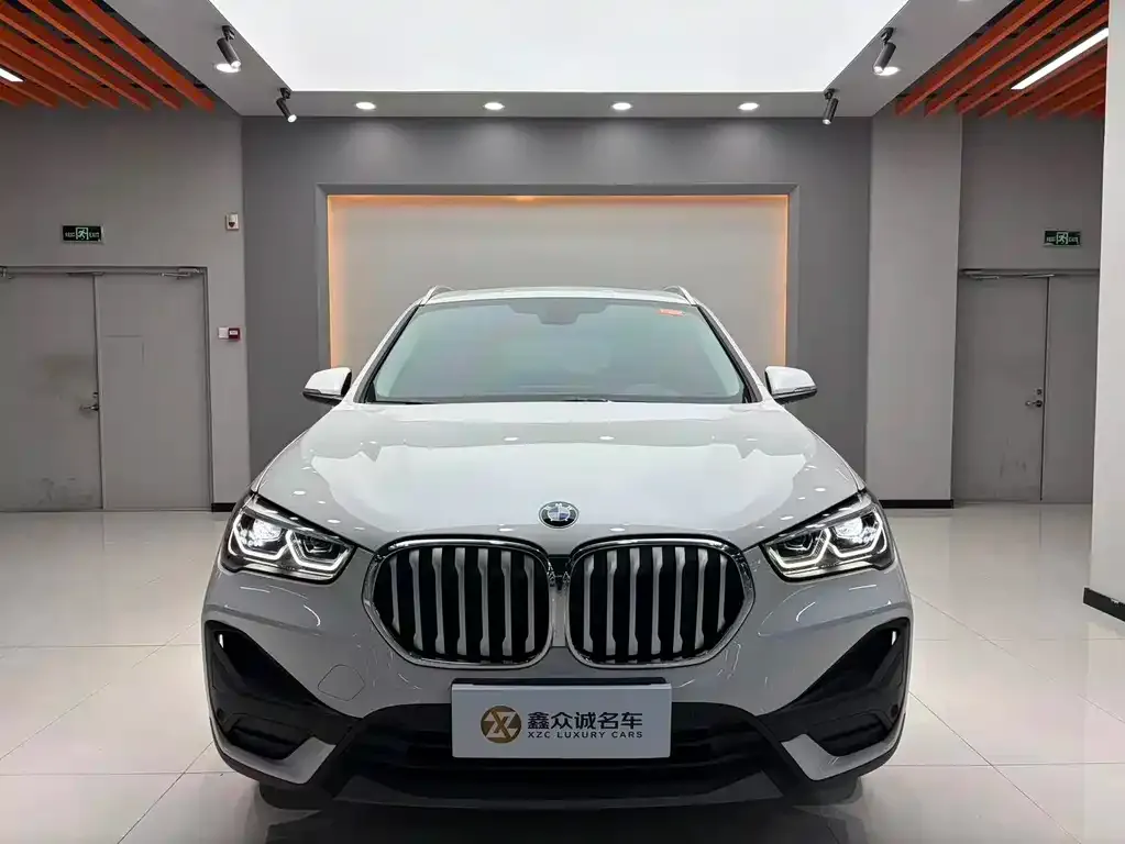BMW X1 — фото 2