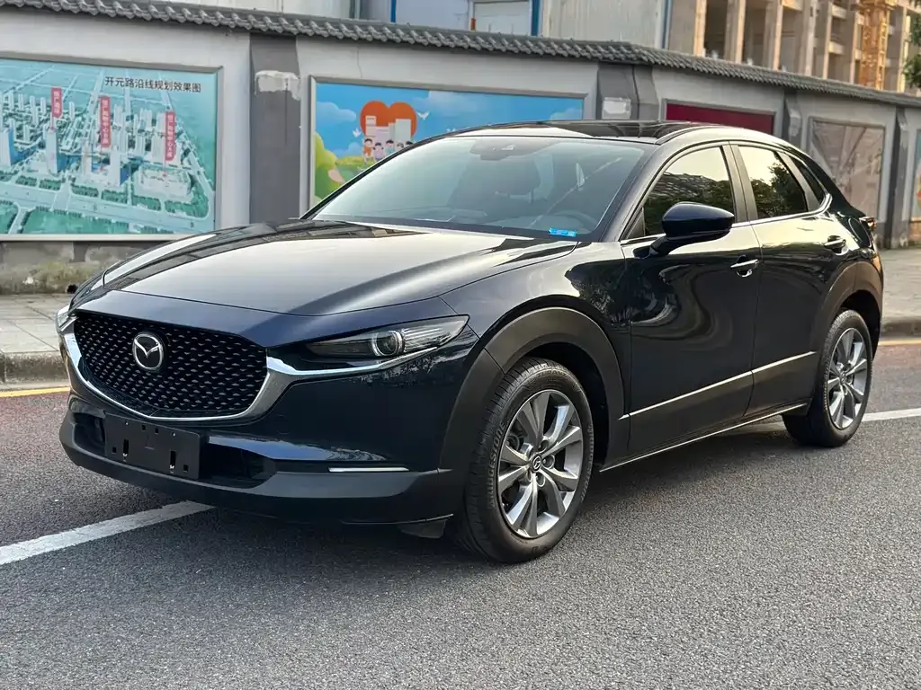 Mazda CX-30 — фото 1