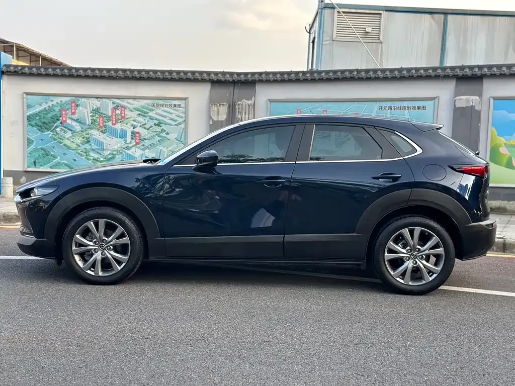 Mazda CX-30 — фото 8