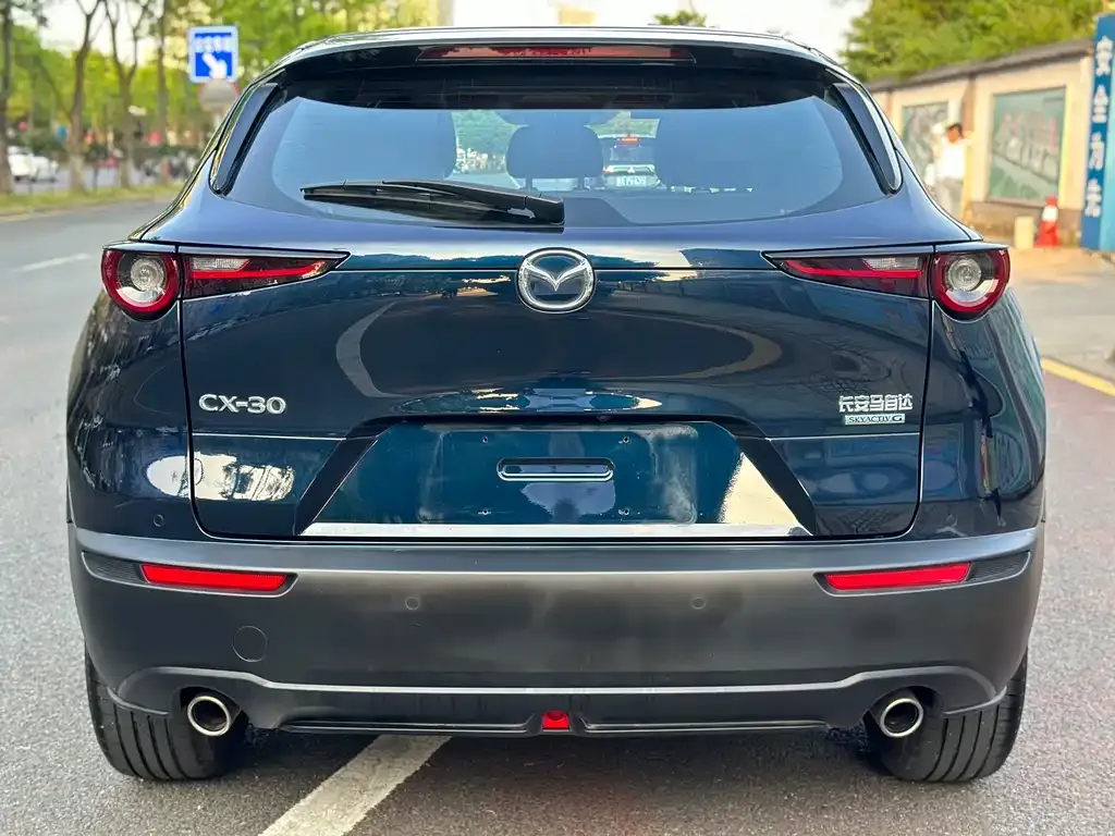 Mazda CX-30 — фото 10