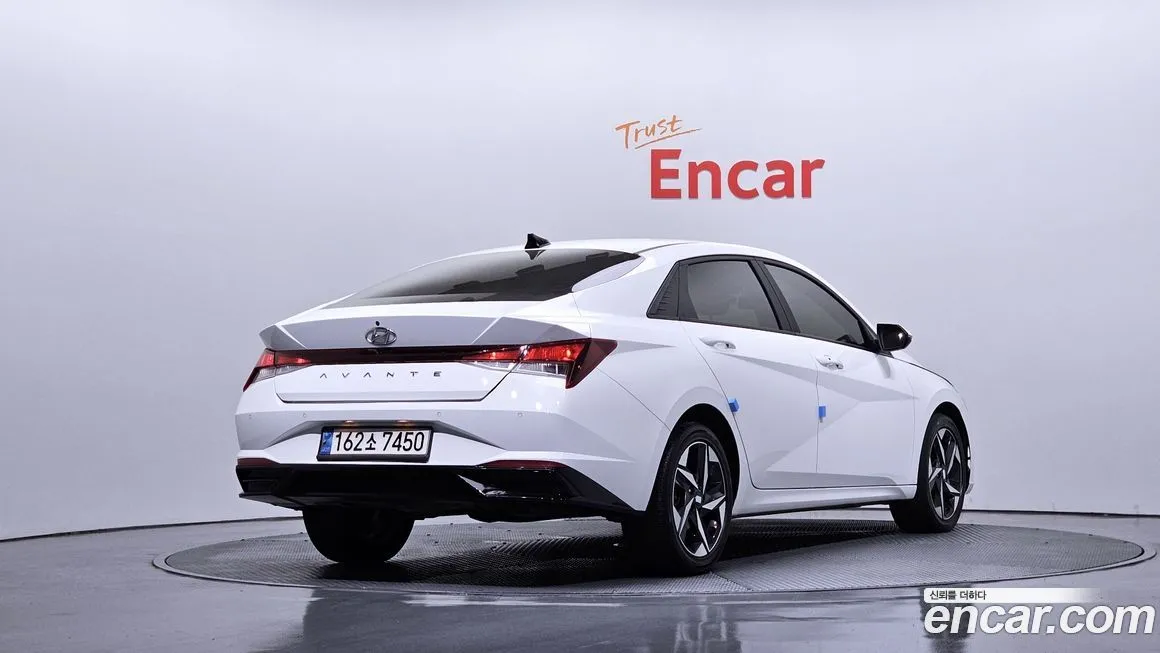 Hyundai AVANTE — фото 5