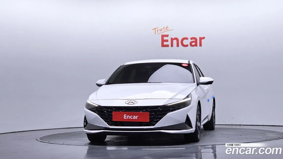 Hyundai AVANTE — фото 2