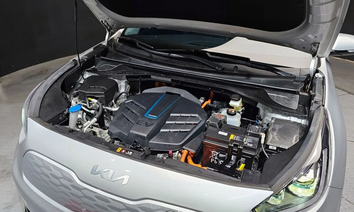 Kia Niro 2023 из KR, фото 9