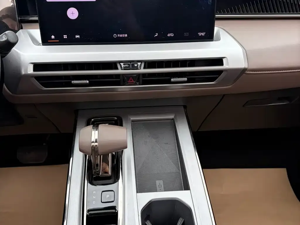 GAC Motor Trumpchi GS4 — фото 2