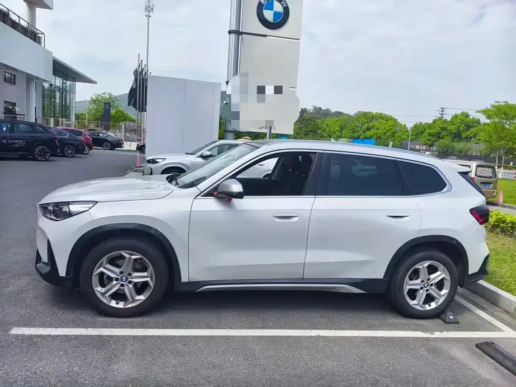 BMW X1 — фото 4