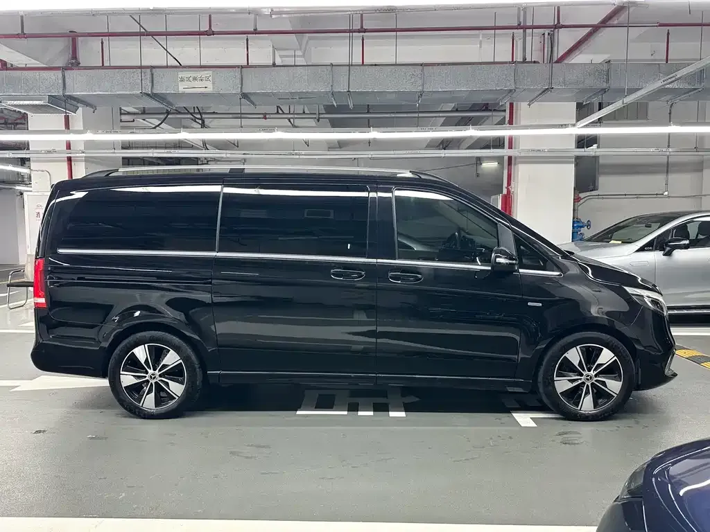 Mercedes-Benz V-Class 2021 из CN, фото 2