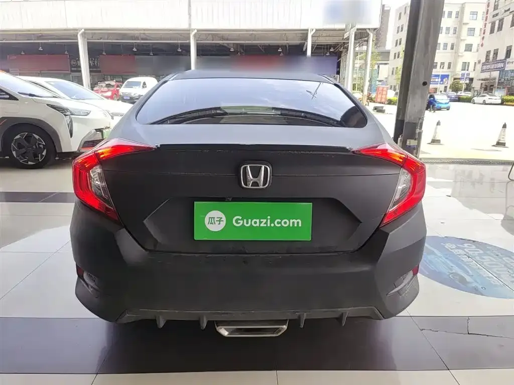 Honda Civic — фото 5