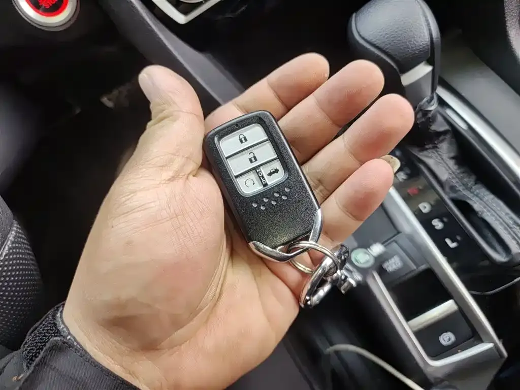 Honda Civic — фото 7
