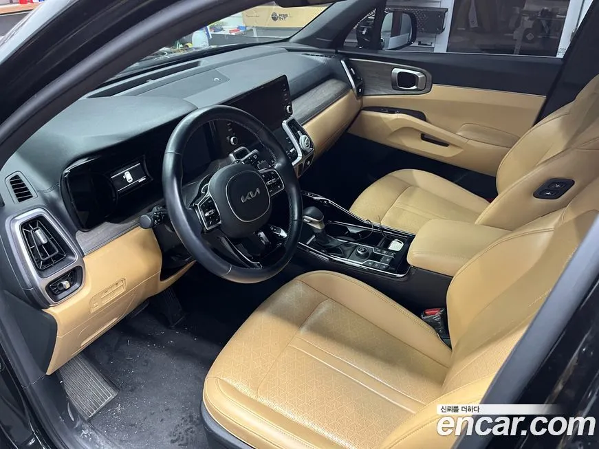 Kia Sorento 2023 из KR, фото 2