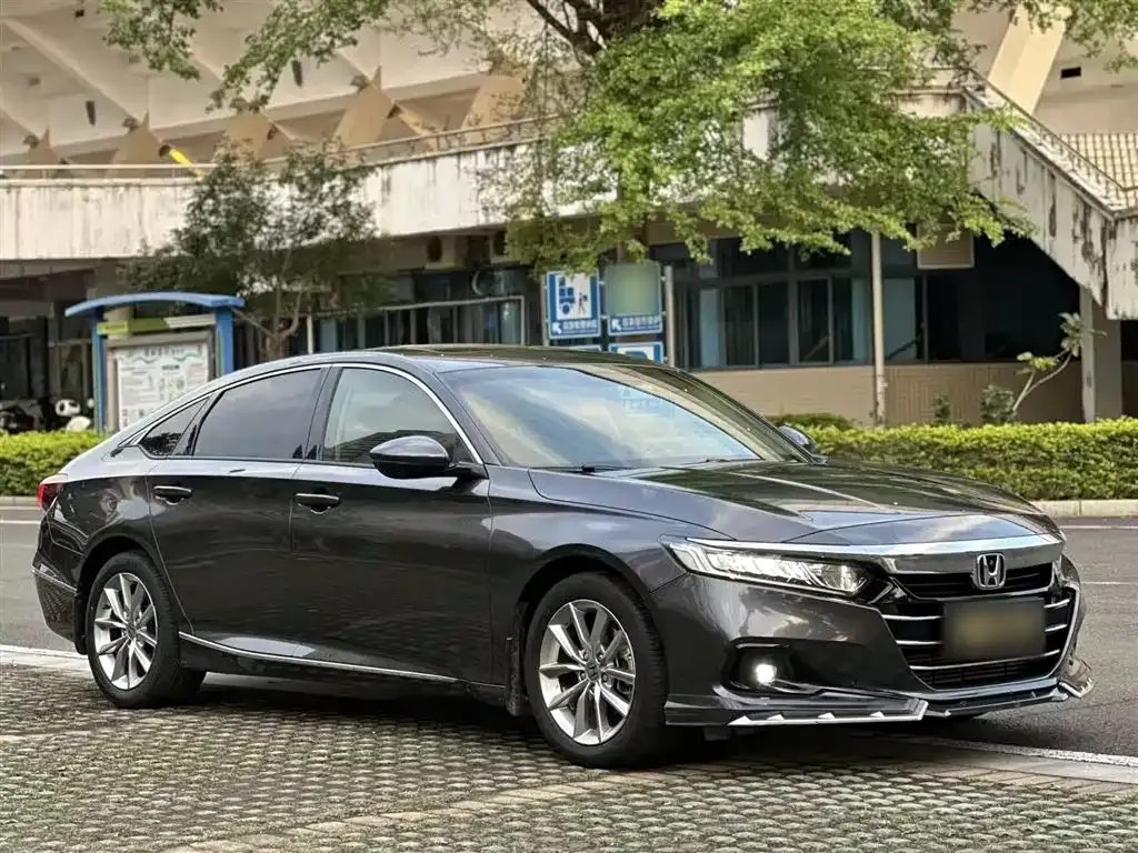 Honda Accord — фото 3