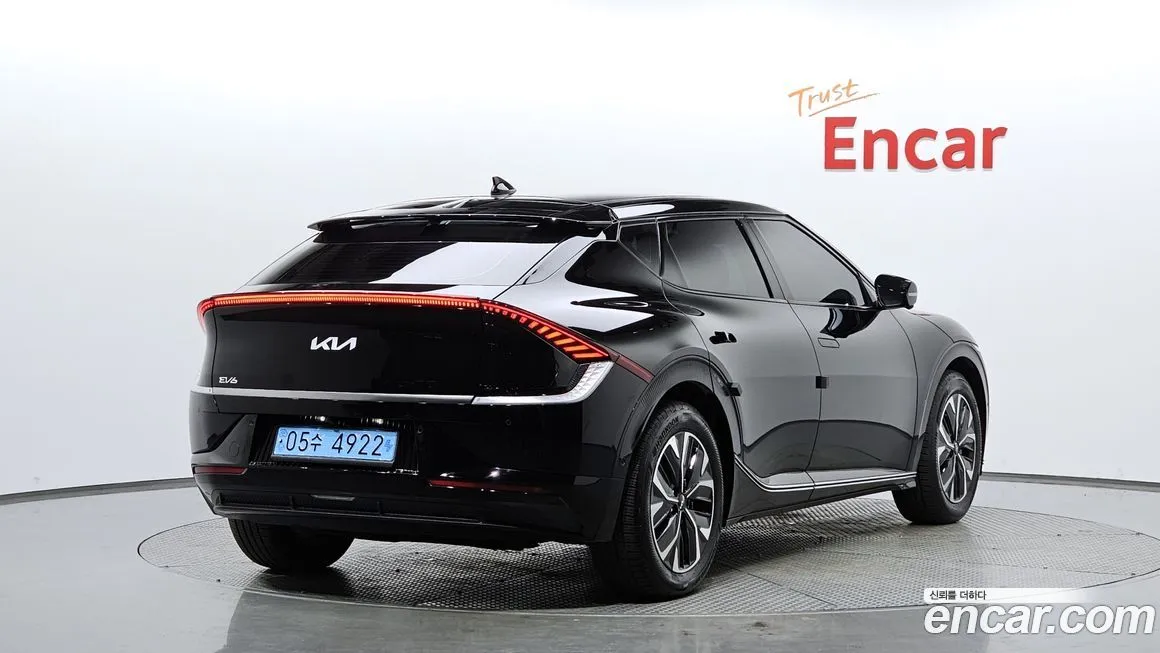 Kia EV6 — фото 2