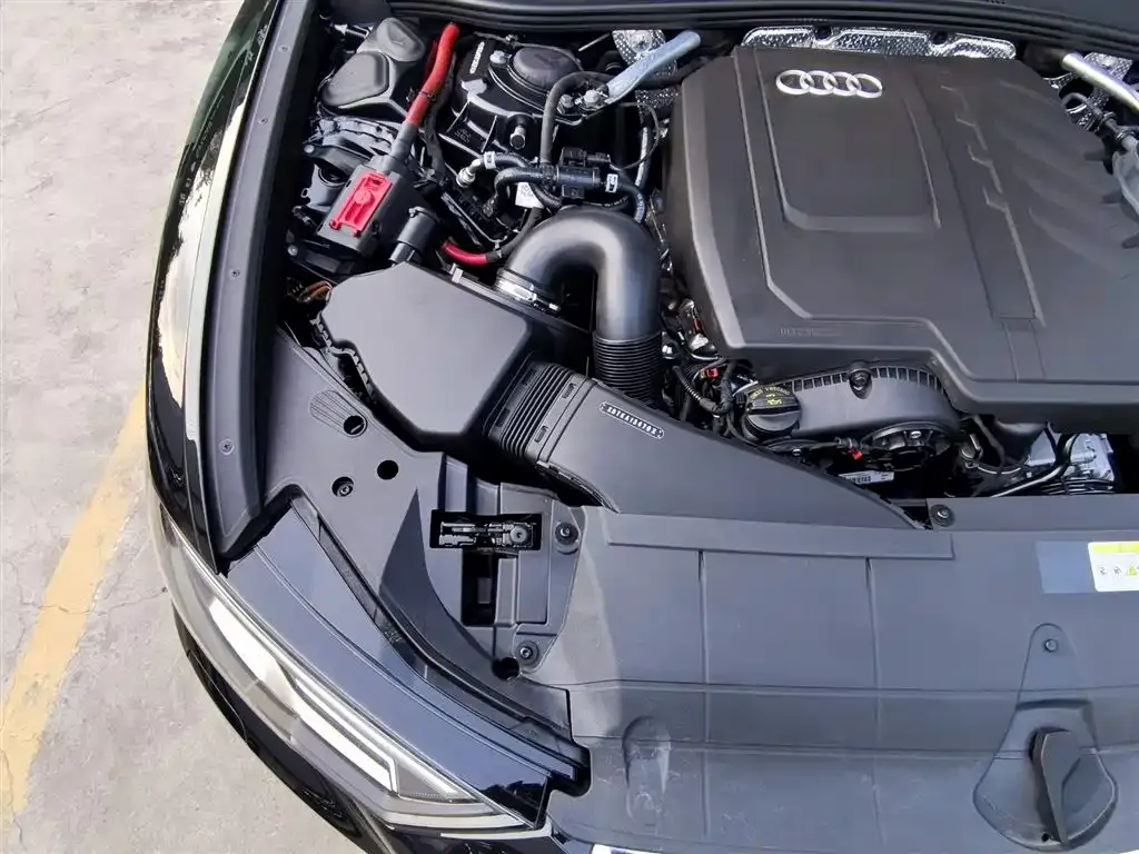 Audi A6L — фото 10
