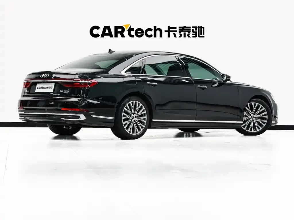 Audi A8 — фото 6