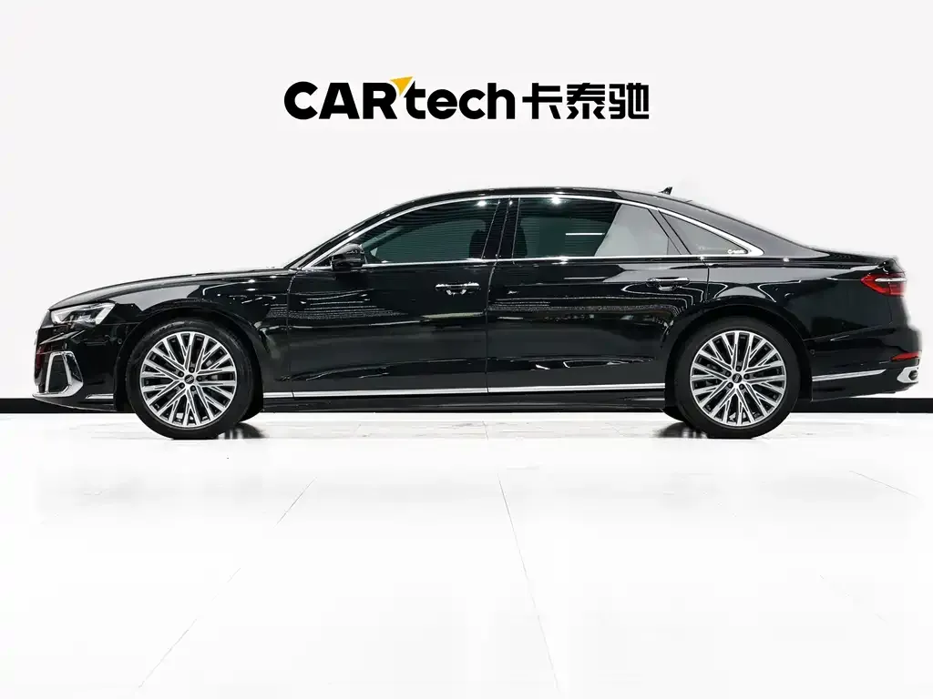 Audi A8 — фото 2