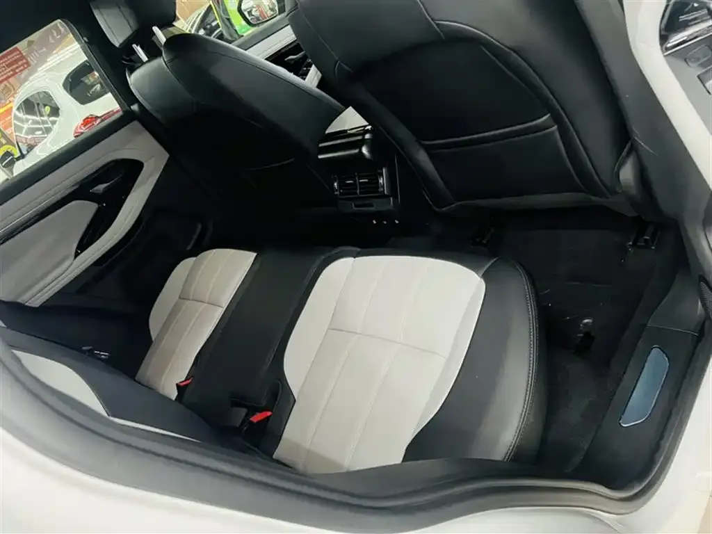 Land Rover Evoque — фото 4