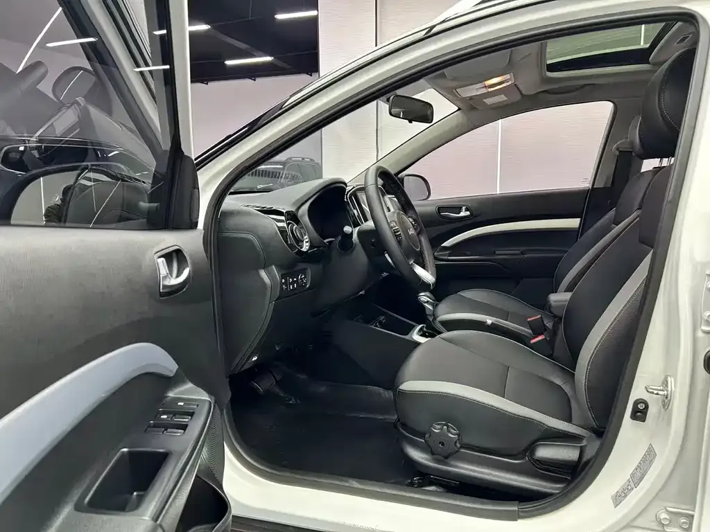 Kia KX1 2021 из CN, фото 8