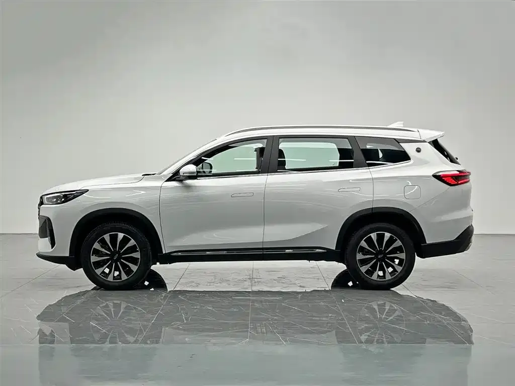 Chery Tiggo 8 PLUS — фото 5