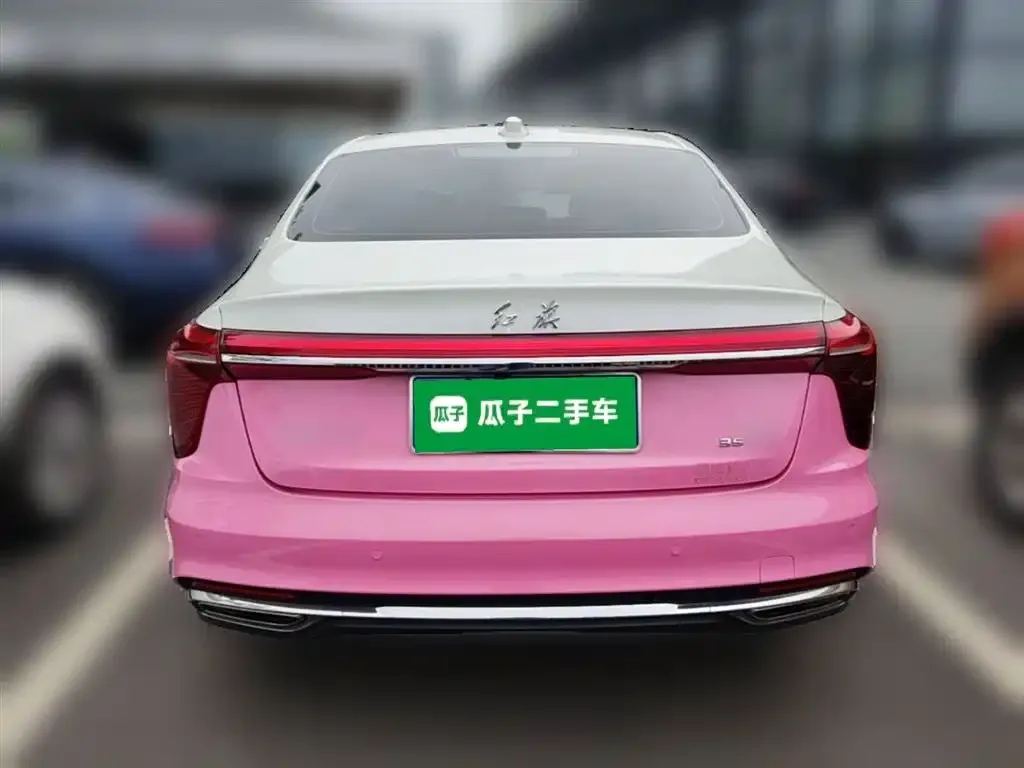 Hongqi H5 — фото 4
