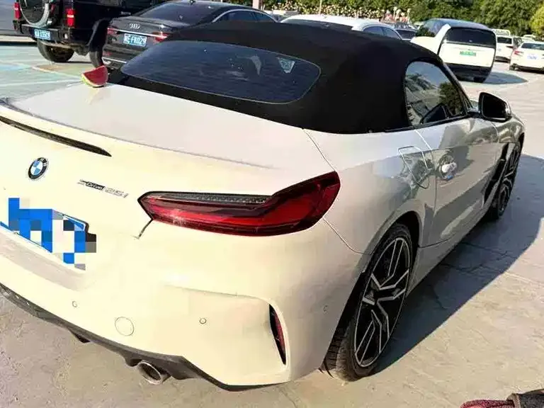 BMW Z4 2021 из CN, фото 4