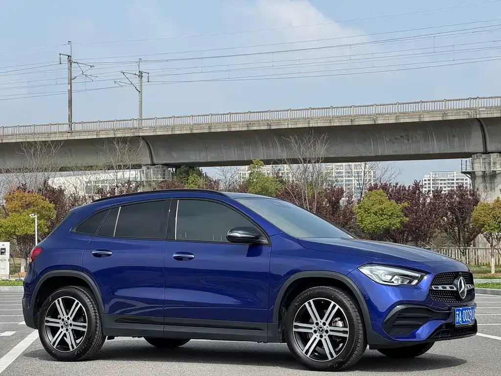 Mercedes-Benz GLA — фото 9