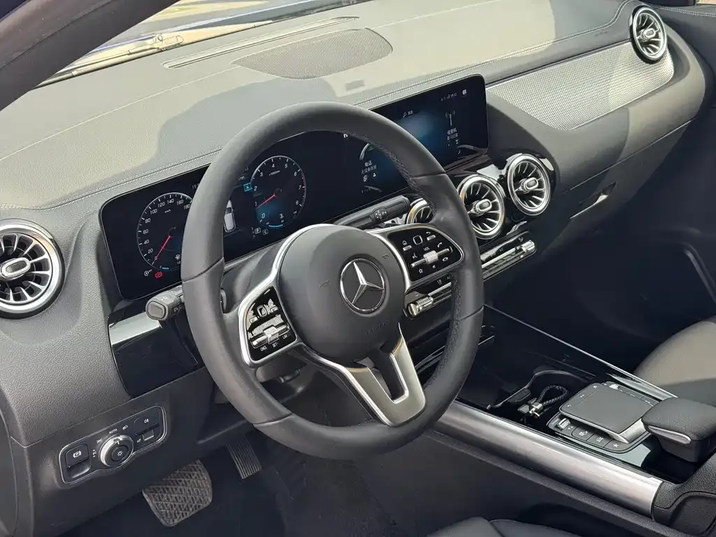 Mercedes-Benz GLA — фото 3