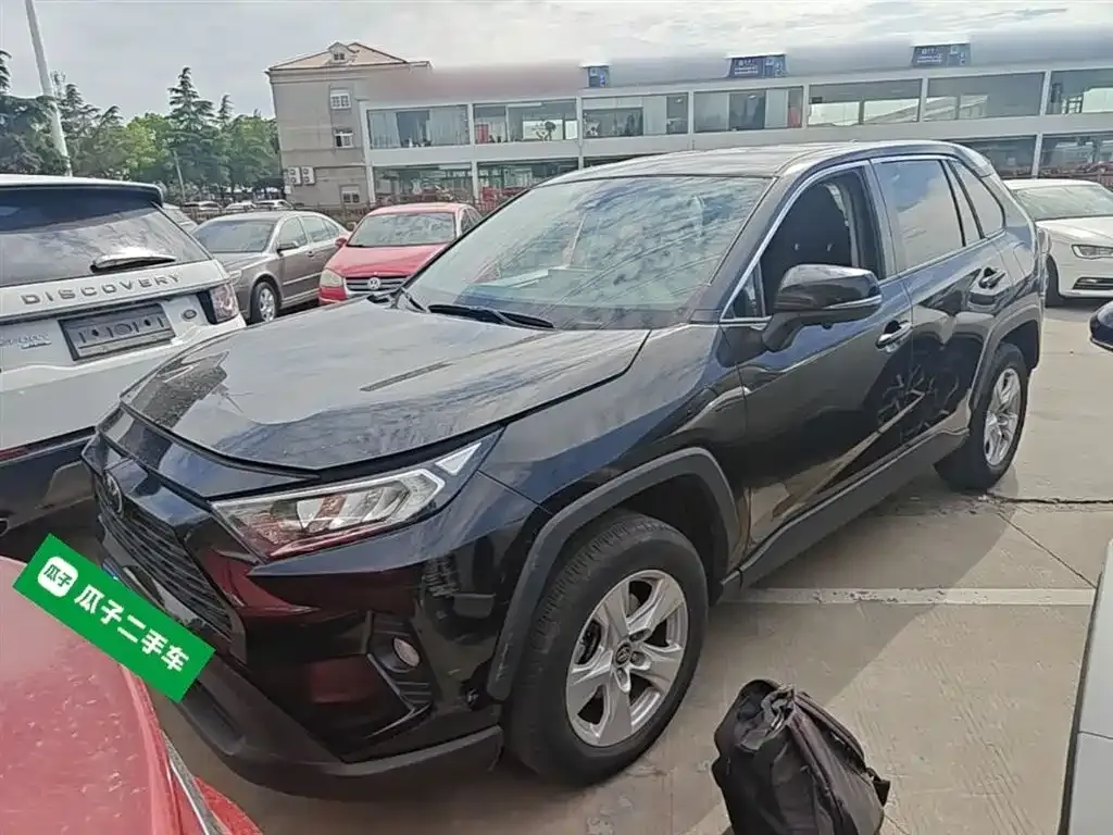 Toyota RAV4 2023 из CN, фото 9