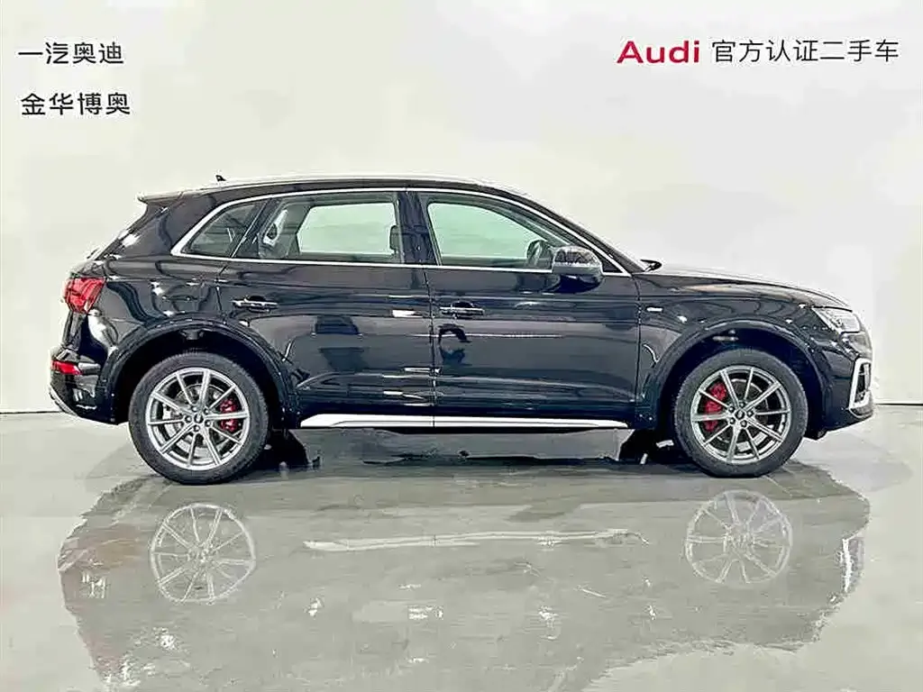 Audi Q5L — фото 2