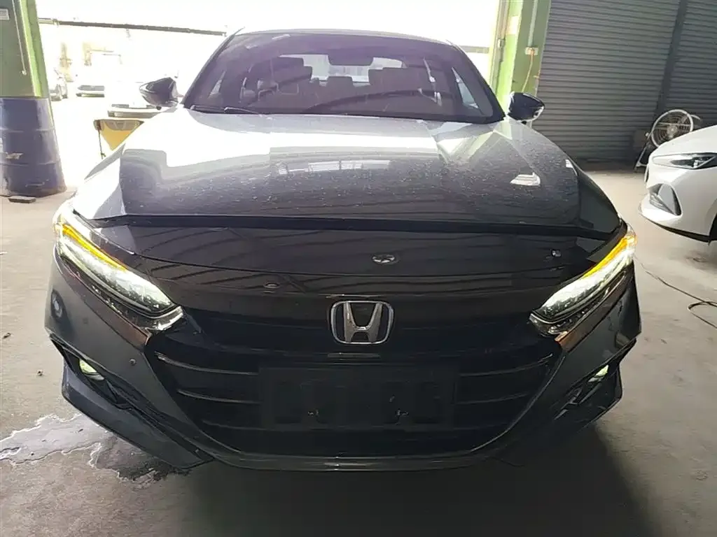 Honda Accord — фото 4