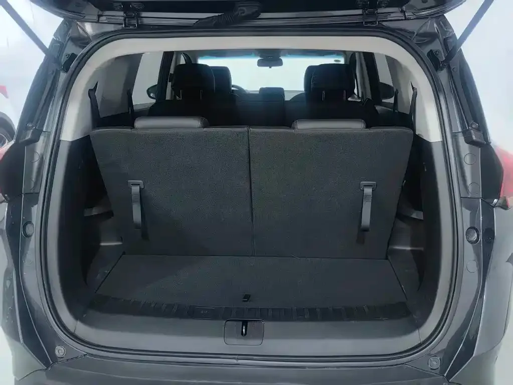 Chevrolet Volando 2023 из CN, фото 4