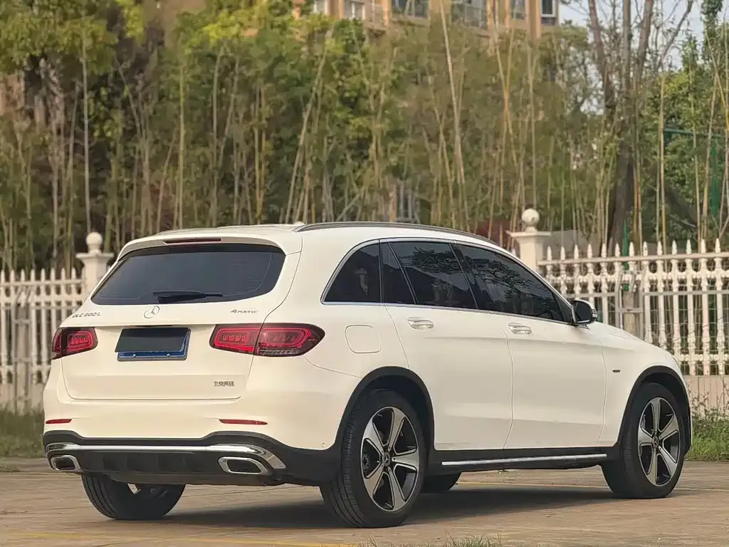 Mercedes-Benz GLC — фото 9