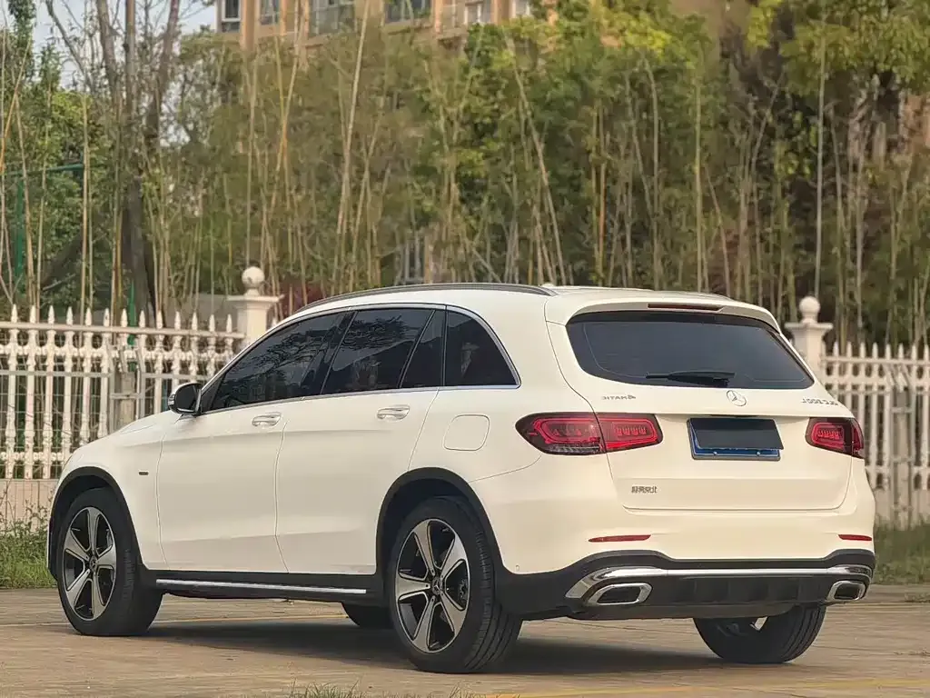 Mercedes-Benz GLC — фото 2
