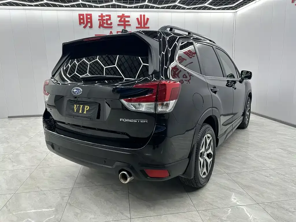 Subaru Forester 2022 из CN, фото 6