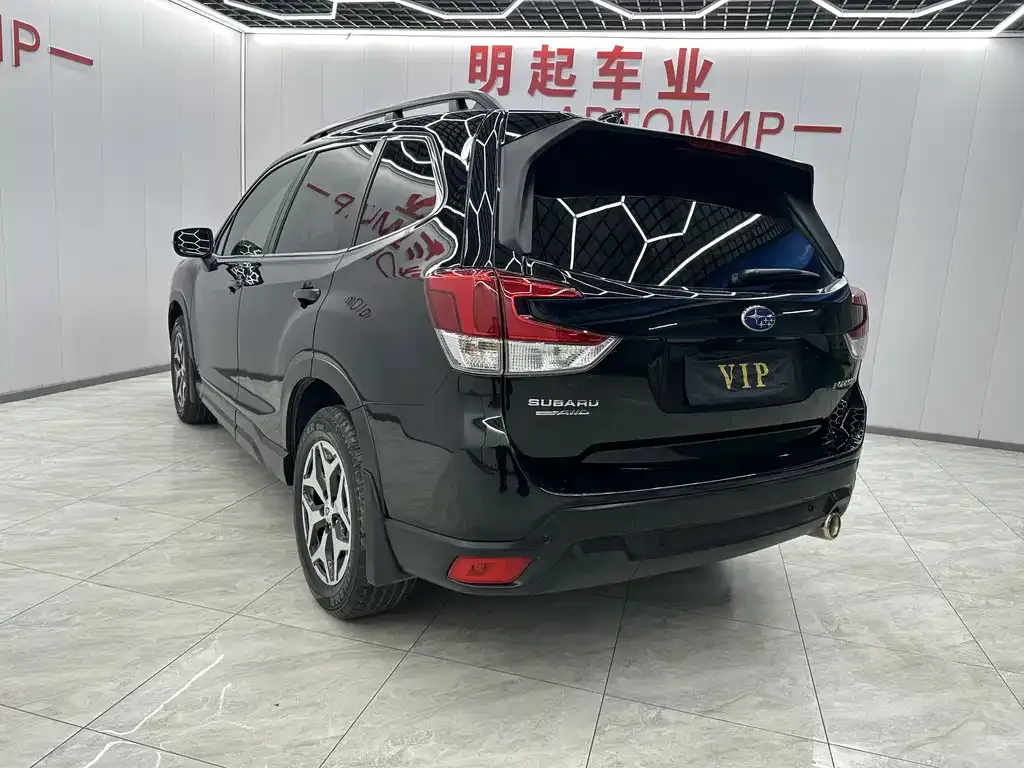 Subaru Forester 2022 из CN, фото 2