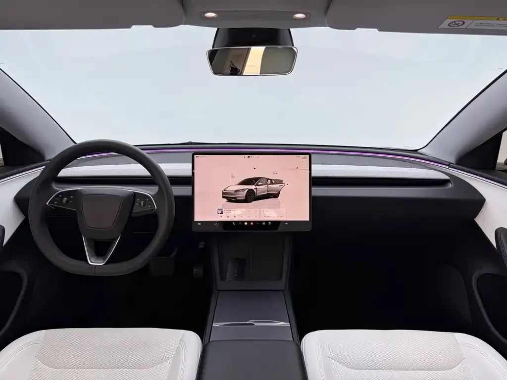 Tesla Model 3 — фото 9