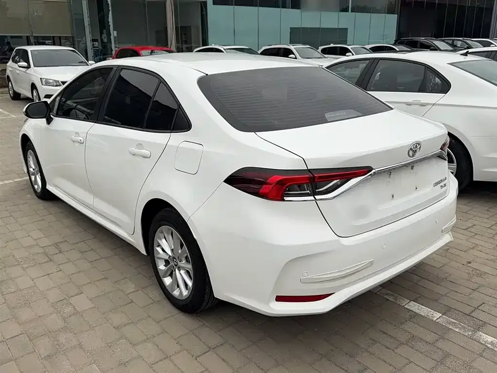 Toyota Corolla 2021 из CN, фото 8
