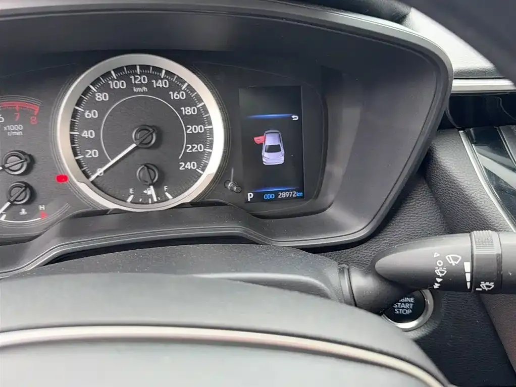 Toyota Corolla 2021 из CN, фото 2