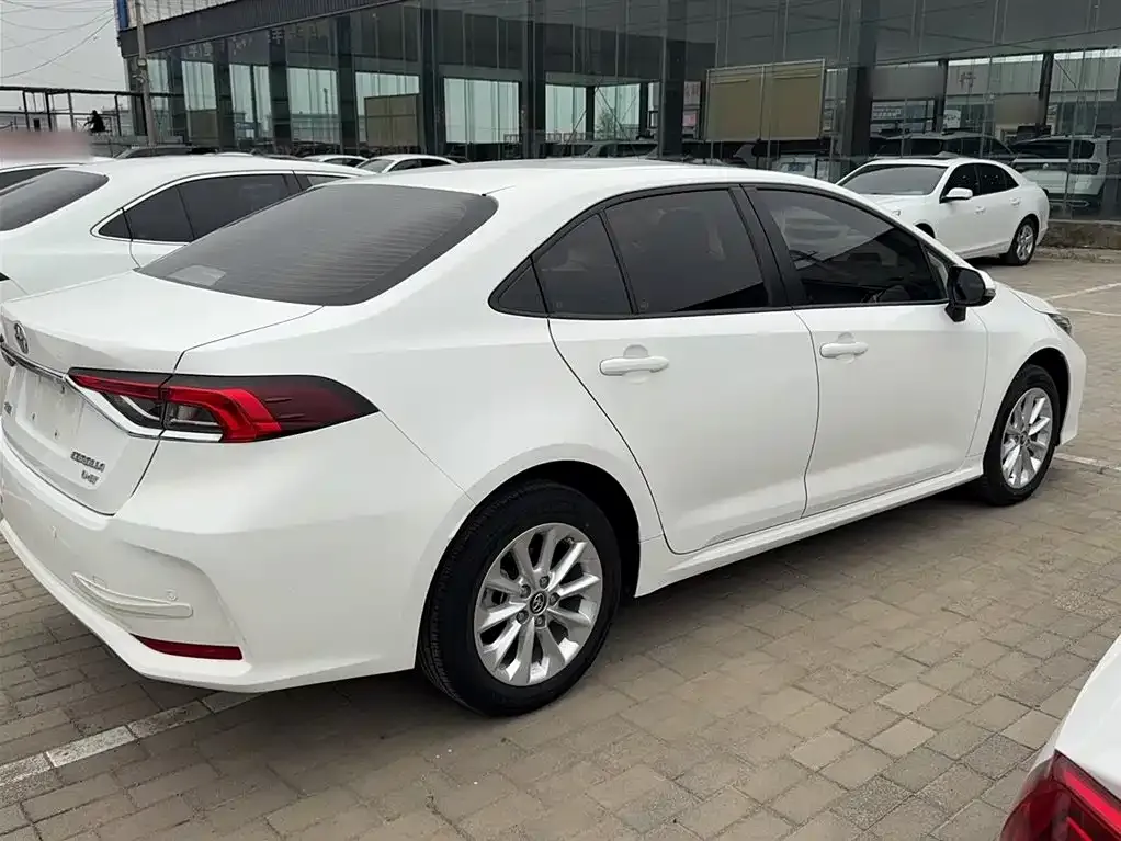 Toyota Corolla 2021 из CN, фото 10