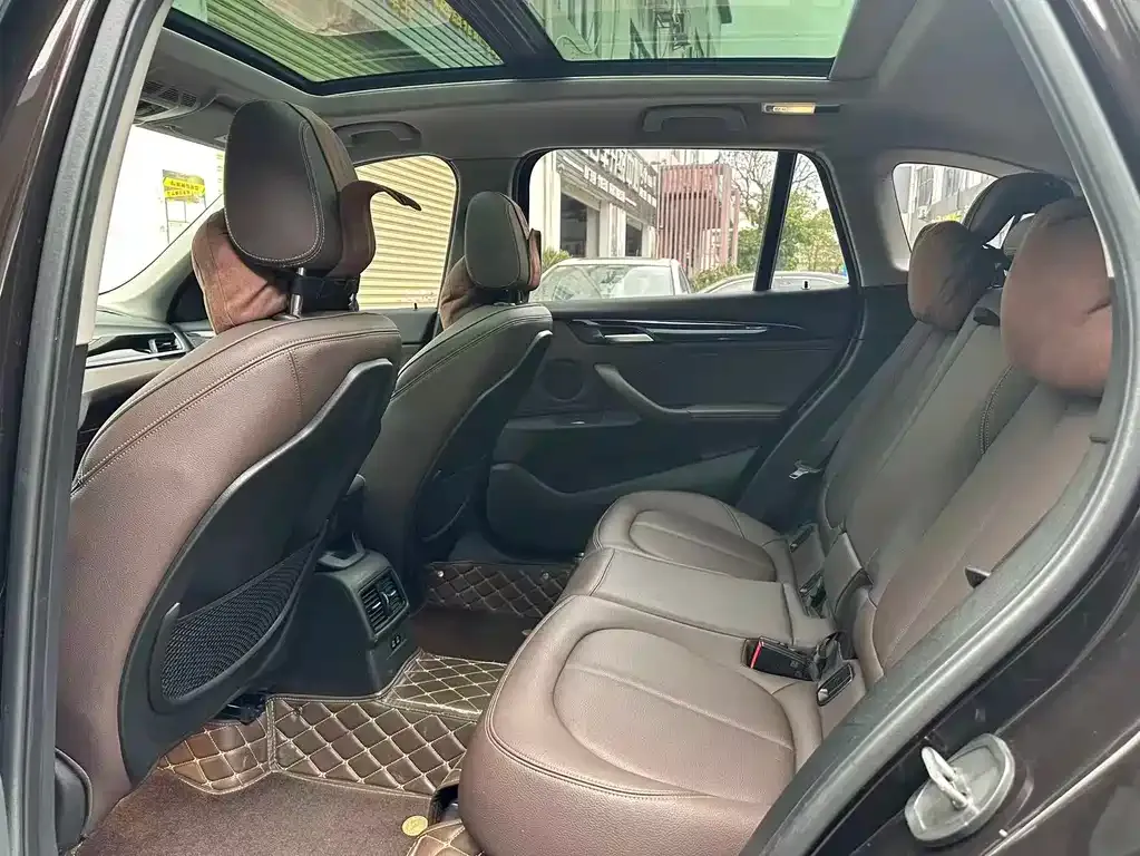 BMW X1 2021 из CN, фото 6
