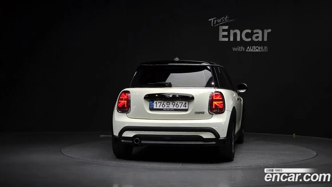 Mini Cooper 2022 из KR, фото 2
