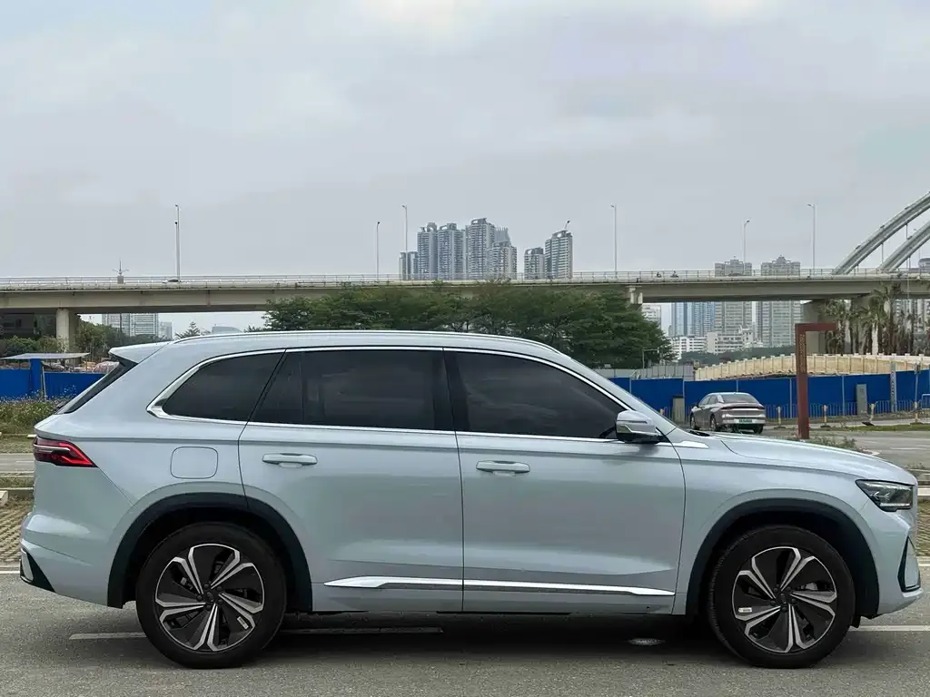 Geely Xingyue L — фото 2