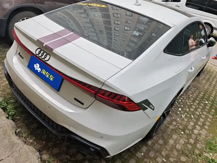 Audi A7 — фото 2