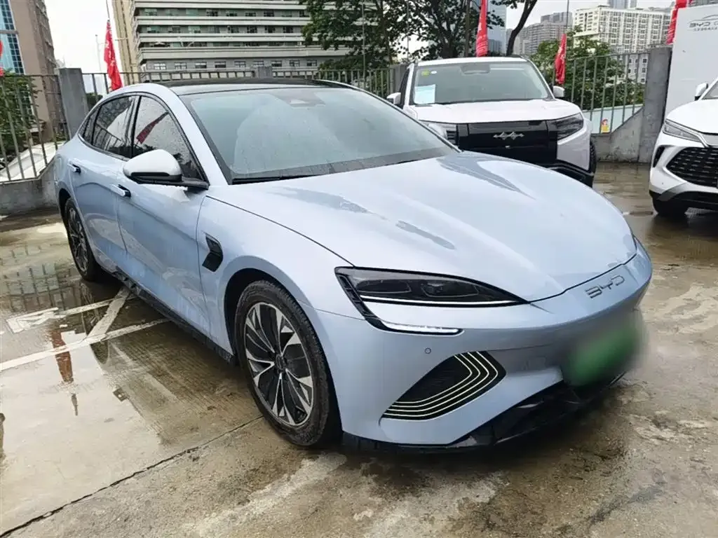 BYD Seal — фото 2